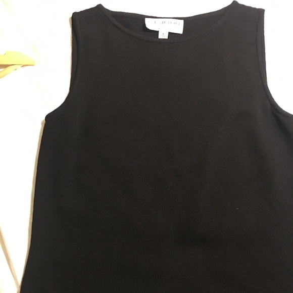 ST. JOHN COLLECTION S BLACK SLEEVELESS TOP